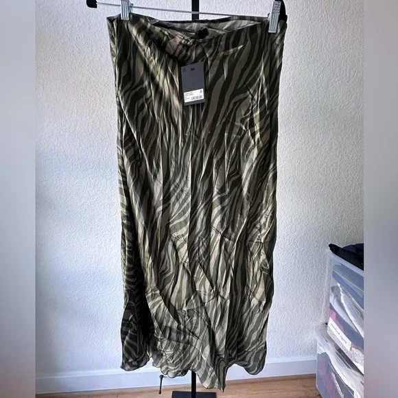 ATMSilk Charmeuse Zebra Stripe Maxi Skirt